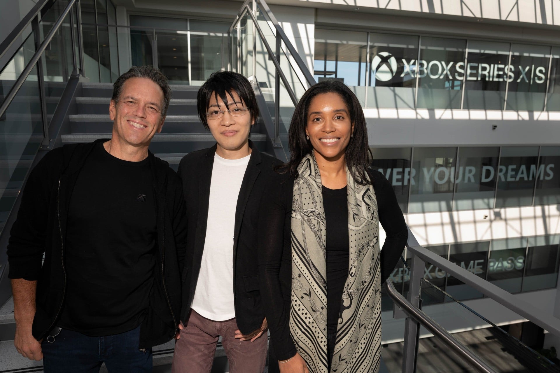 Square Enix Reinforces ‘Close Partnership’ With Xbox As FF7 Remake Director Visits Microsoft HQ