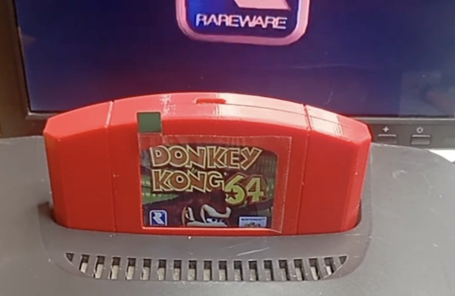 This N64 Flash Cart Has A Built-In Screen That Shows Which Game Is Running
